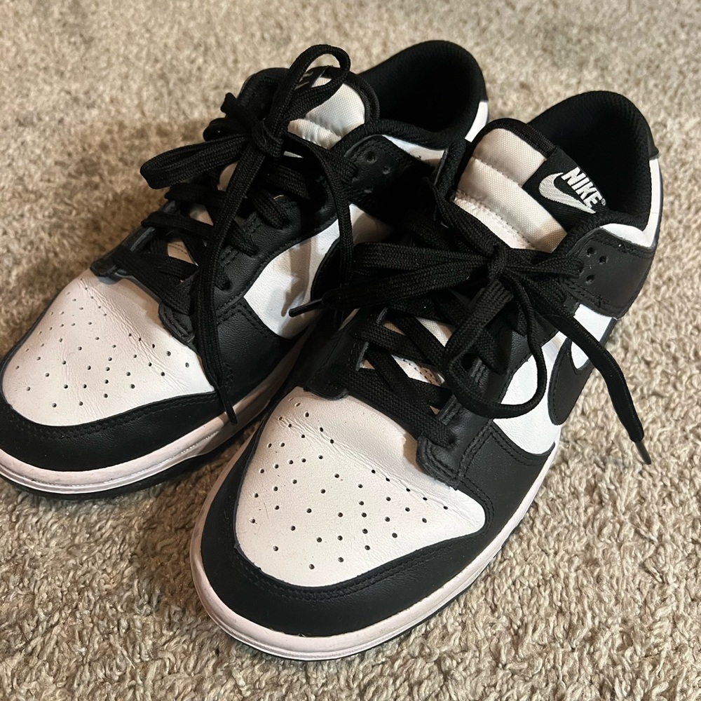 Nike panda dunks